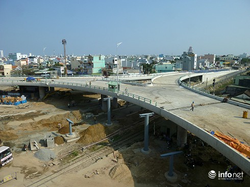 Đà Nẵng: Hợp long nút giao thông khác mức 3 tầng đầu tiên tại Việt Nam - ảnh 3