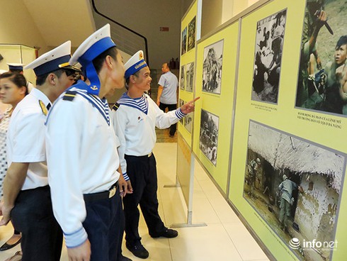 PV Nhật nghĩ gì về cuộc triển lãm