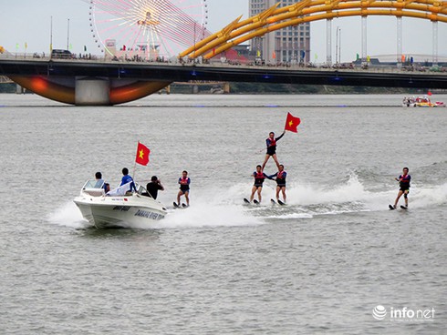 Pháo hoa rực rỡ trên sông Hàn tối 2/9 - ảnh 15