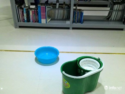 Đà Nẵng: Thư viện trọng điểm mới khánh thành đã thấm dột nặng! - ảnh 5