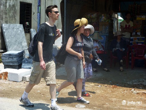 Đà Nẵng trang bị xe đạp để chống chèo kéo du khách - ảnh 1