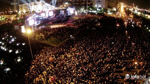 Đà Nẵng: Đặc sắc lễ hội đếm ngược chào năm mới 2016 - ảnh 2