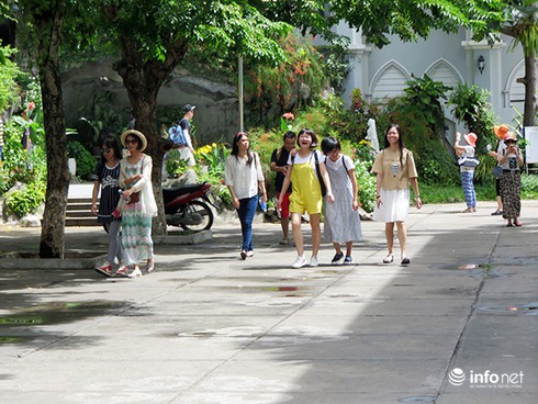 Xiết chặt quản lý việc tổ chức tour cho khách Trung Quốc đến Đà Nẵng - ảnh 1