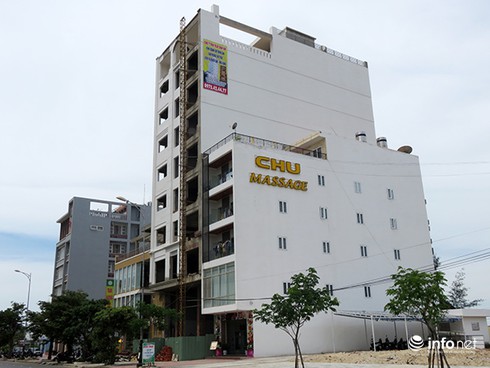 Đà Nẵng bí cách chặn nhà cao tầng “nhòm ngó” sân bay Nước Mặn! - ảnh 2