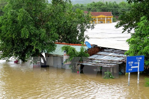 Miền Trung: Người chết, mất tích, bị thương do mưa lũ tăng lên con số 45 - ảnh 1