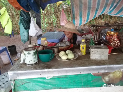 Dân Làng Chài trôi nổi mùa nước lũ sông Hồng - ảnh 2