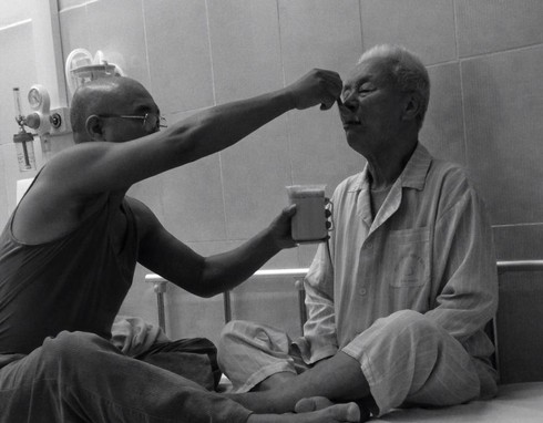 Osin bệnh viện: vừa là cứu viện vừa tiềm ẩn nhiều nguy cơ - ảnh 1
