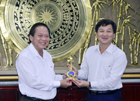 Bộ trưởng Bộ TT-TT Trương Minh Tuấn làm việc với tỉnh Bạc Liêu - ảnh 1