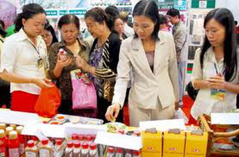 Phiên chợ hàng Việt về nông thôn thứ 80 - ảnh 1