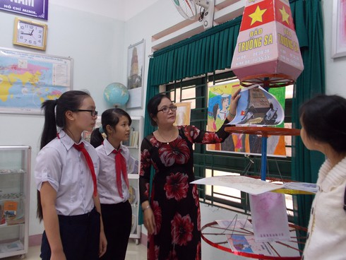 Gặp cô giáo đưa game Đế chế III vào môn Sử - ảnh 1