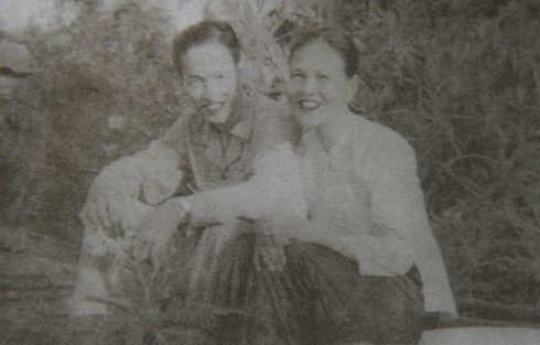 Chuyện tình vượt thời gian của vợ chồng anh hùng tình báo Tư Cang - ảnh 1