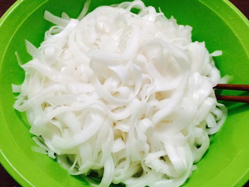 Cách làm mứt dừa lá dứa thơm ngậy, đẹp mắt nhất - ảnh 2