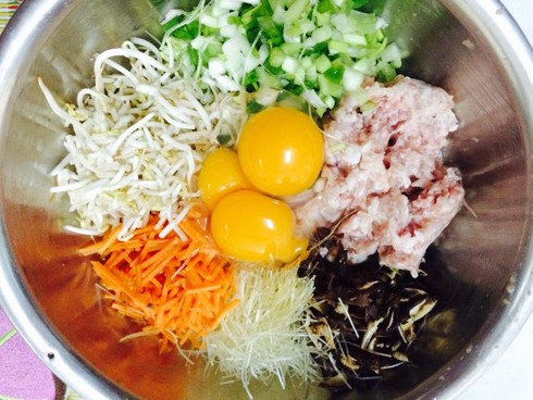Cách làm nem rán đúng vị Tết xưa - ảnh 2