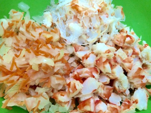 Cách làm nem bơ hải sản đơn giản, hấp dẫn cho ngày Tết - ảnh 4