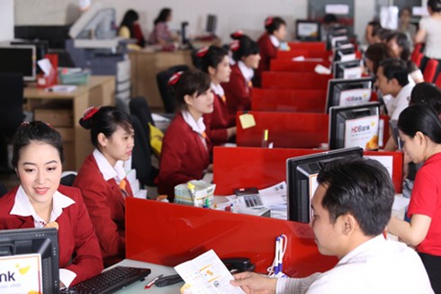 Vì sao khách Việt kém trung thành với nhà băng? - ảnh 1