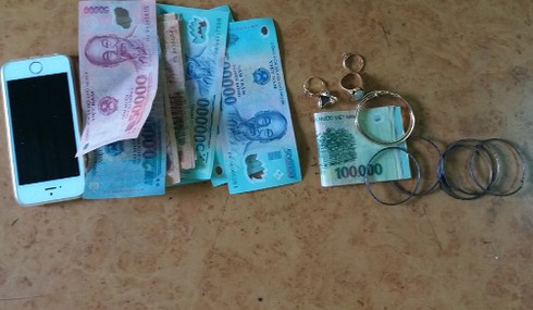 Gia Lai: “Thèm thuốc”, con nghiện đột nhập nhà dân lấy trộm tiền, vàng - ảnh 2