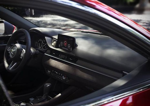 Lộ ảnh Mazda6 2018: thiết kế tinh chỉnh, động cơ tăng áp - Ảnh 1.