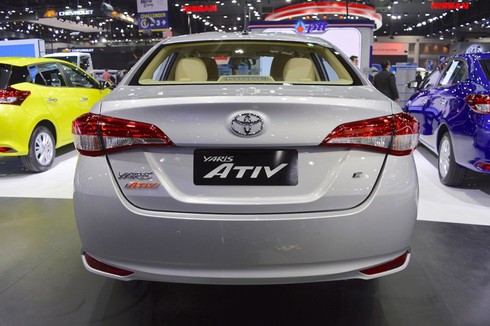Phiên bản Toyota Yaris Ativ sedan giá 329 triệu đồng tại Thái Lan - ảnh 3