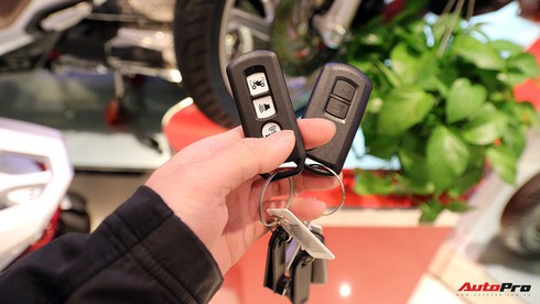 Khoá thông minh trên Honda Air Blade mới có gì khác SH? - Ảnh 1.