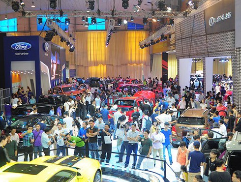 Thị trường ô tô Việt Nam năm 2018 sẽ chỉ có xe giá rẻ? - ảnh 1