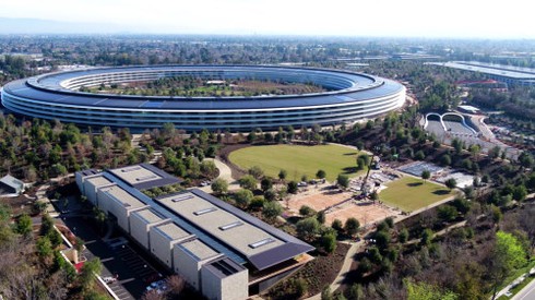 Trụ sở 5 tỷ USD của Apple hoàn thiện viên gạch cuối cùng - 9
