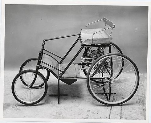 Những chiếc ô tô đầu tiên trên thế giới - Ảnh 7.