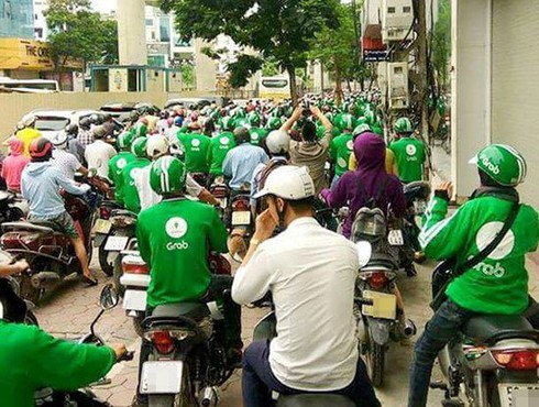Grab tăng giá cước tối thiểu của GrabBike trong dịp Tết - ảnh 1
