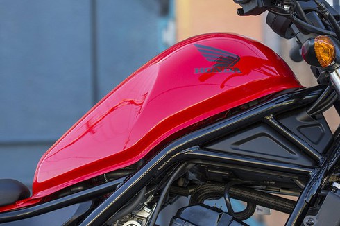 Soi thiết kế chi tiết xe phân khối lớn Honda Rebel 300cc - ảnh 3