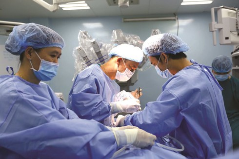 Người bệnh hưởng&nbsp;lợi nhờ&nbsp;công nghệ y tế - ảnh 1