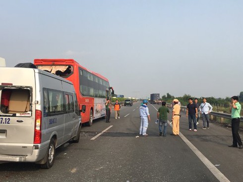 Tai nạn liên hoàn trên cao tốc TP.HCM-Long Thành-Dầu Giây: Sẽ có cảnh báo khói - ảnh 1