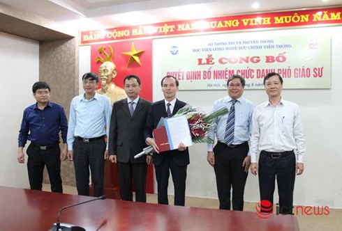 Giám đốc PTIT Vũ Văn San được bổ nhiệm chức danh Phó Giáo sư - ảnh 2