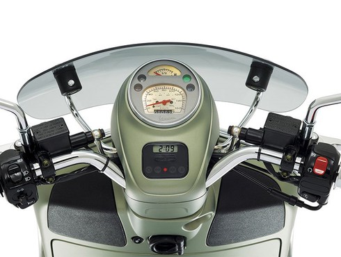 Chi tiết Vespa Sei Giorni giá 200 triệu đồng vừa ra mắt thị trường Việt Nam - ảnh 2