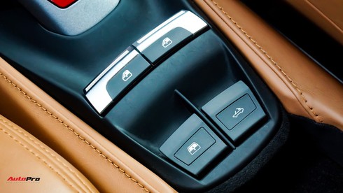 Ferrari 488 Spider kí gửi tại showroom xe cũ Hà Nội với giá ngang Mercedes-Maybach S500 - Ảnh 21.