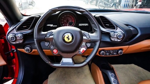Ferrari 488 Spider kí gửi tại showroom xe cũ Hà Nội với giá ngang Mercedes-Maybach S500 - Ảnh 12.