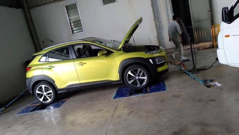 Hyundai Kona sẽ ra mắt vào tháng 8, đã xuất hiện hình ảnh thật ở Việt Nam - ảnh 2