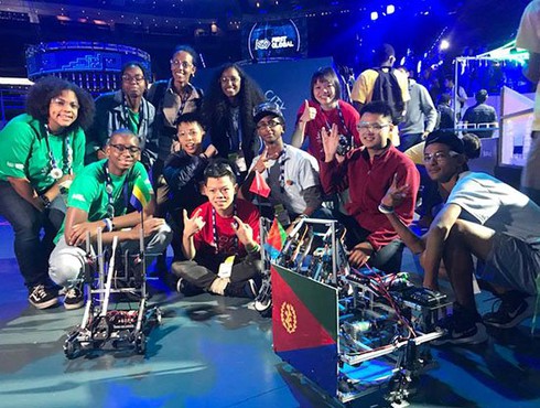 Học sinh Việt Nam xếp hạng 12/161 tại cuộc thi robot thế giới “First Global Challenge 2018”
