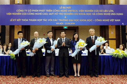 Vingroup công bố sẽ trở thành Tập đoàn công nghệ,