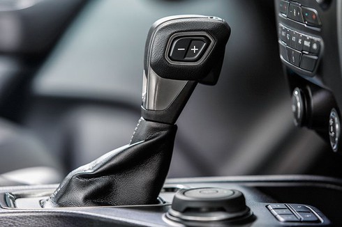 Ford Everest 2018: Giảm giá hơn 500 triệu đồng vẫn nâng cấp, trau chuốt - ảnh 5