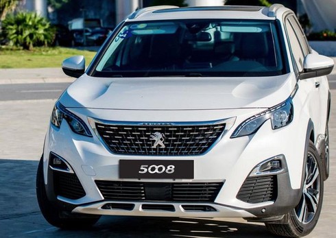 Những đối thủ