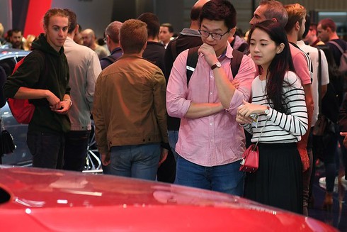 VinFast - xe thương hiệu Việt hút khách tại Paris - ảnh 6
