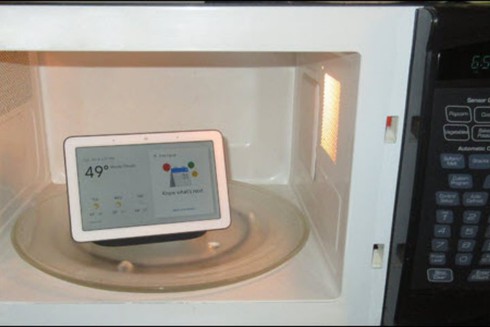 Tại sao Wi-Fi lại dùng cùng tần số với lò vi sóng mà không