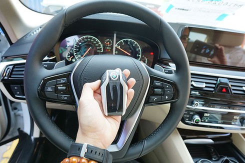BMW Series 5 thế hệ mới vừa cập cảng Việt Nam - ảnh 7