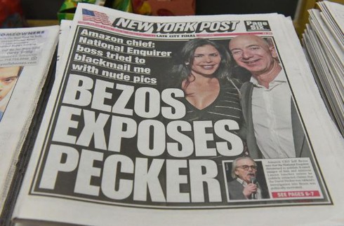 Bị dọa tung ảnh nóng lên mặt báo, tỷ phú công nghệ Jeff Bezos phản ứng thế nào? - ảnh 1