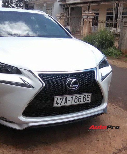 Dàn xe 'khủng' biển đẹp của đại gia Đăk Lăk: Một chiếc Range Rover Evoque kịch độc và cặp đôi Lexus NX gây chú ý - ảnh 12