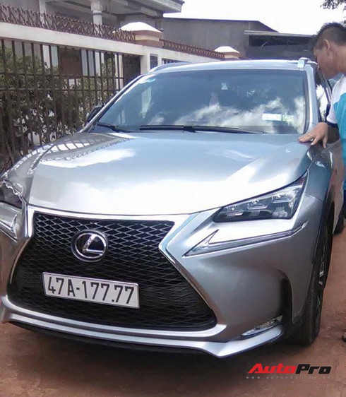 Dàn xe 'khủng' biển đẹp của đại gia Đăk Lăk: Một chiếc Range Rover Evoque kịch độc và cặp đôi Lexus NX gây chú ý - ảnh 11