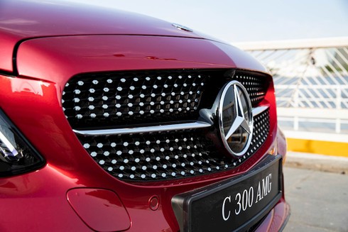 Mercedes-Benz C-Class 2019 được nâng cấp những gì? - ảnh 2