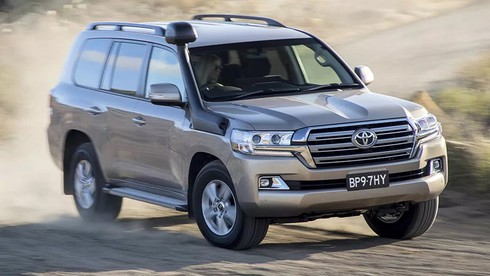 VinFast Lux V8 khi ve VN se doi dau voi cac mau xe nao? hinh anh 5