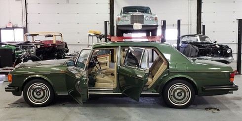 Rolls-Royce Silver Spur boc thep cua cong nuong Diana gia bao nhieu? hinh anh 1