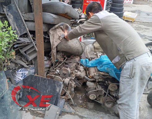 Bỏ quên ô tô 13 năm đi đòi lại: Chủ xe tố ngược gara bội tín