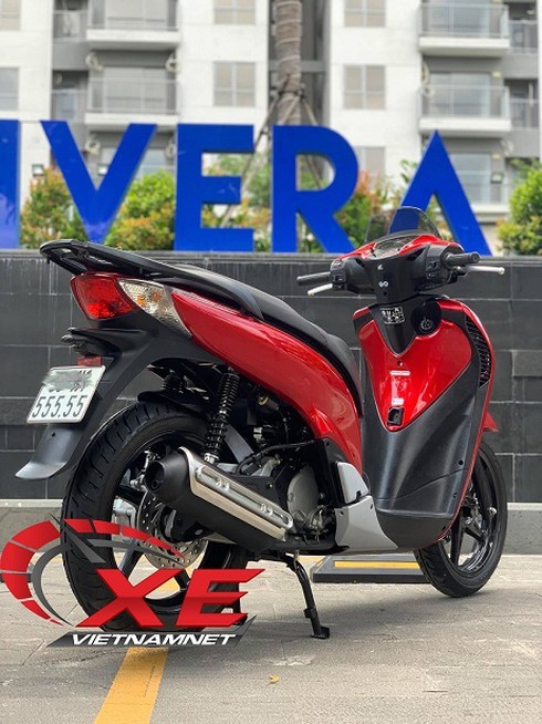 Honda SH lục quý 9 về tay đại gia giá gần 2 tỷ